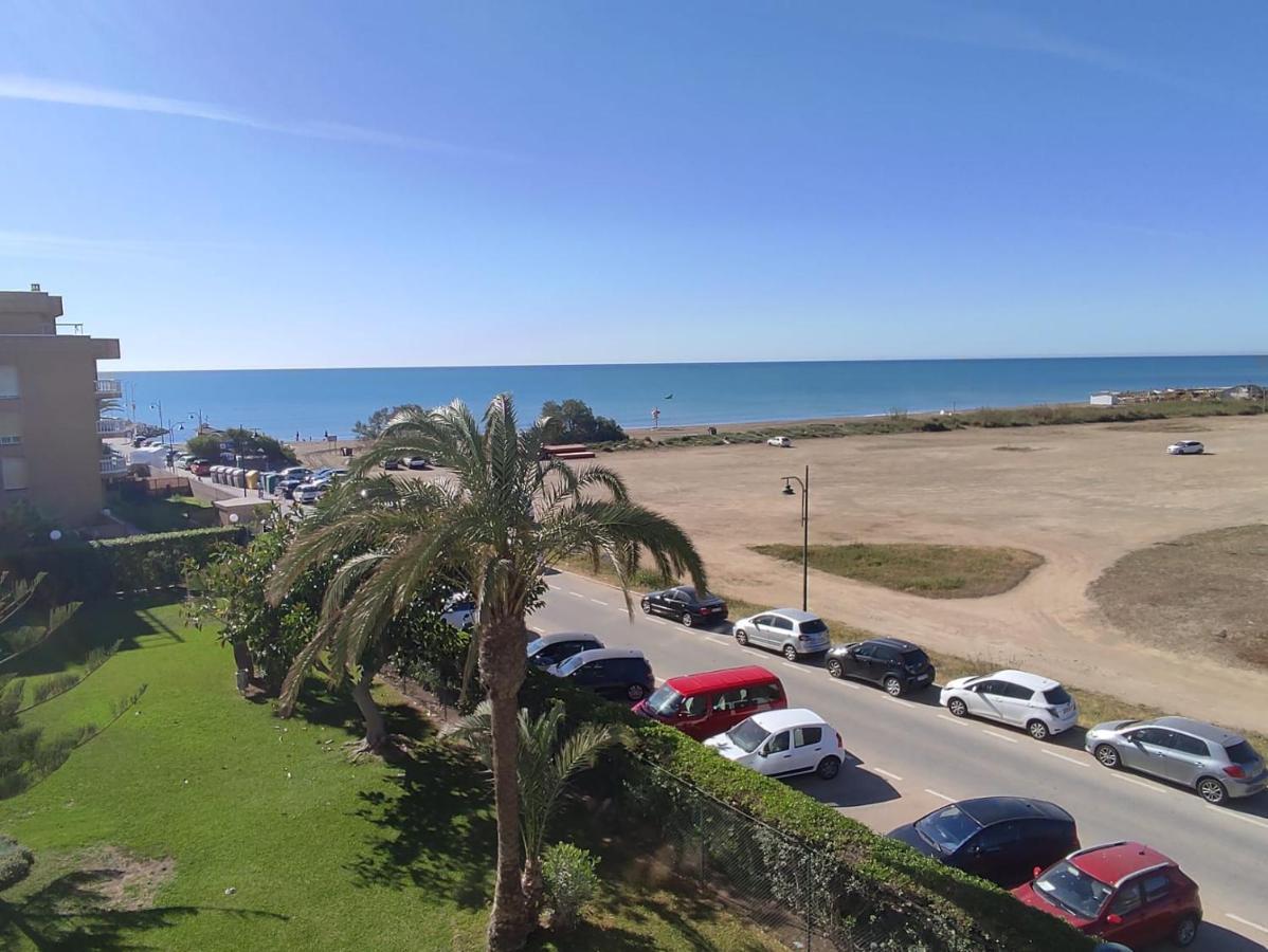 Una Ventana Al Mar En Málaga Exterior foto